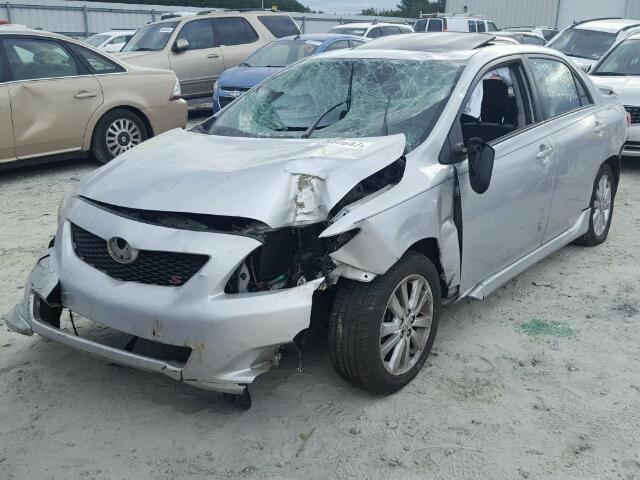 1NXBU40E39Z112874 - 2009 TOYOTA COROLLA BA SILVER photo 2