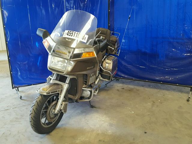 1HFSC1459EA033663 - 1984 HONDA GL1200 A BEIGE photo 2