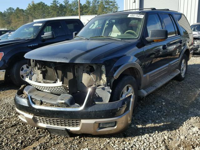 1FMEU17W84LB22325 - 2004 FORD EXPEDITION BLACK photo 2
