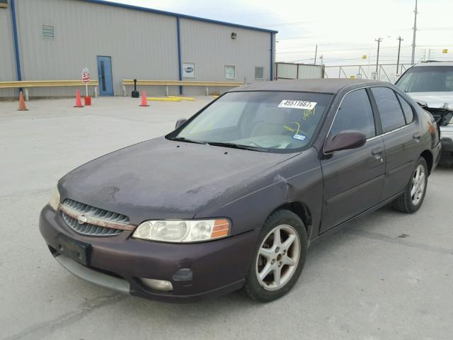 1N4DL01DXYC114081 - 2000 NISSAN ALTIMA XE MAROON photo 2