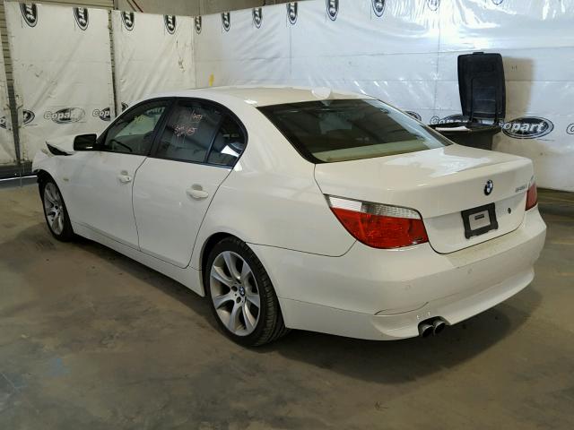 WBANB33595CN63785 - 2005 BMW 545 I WHITE photo 3