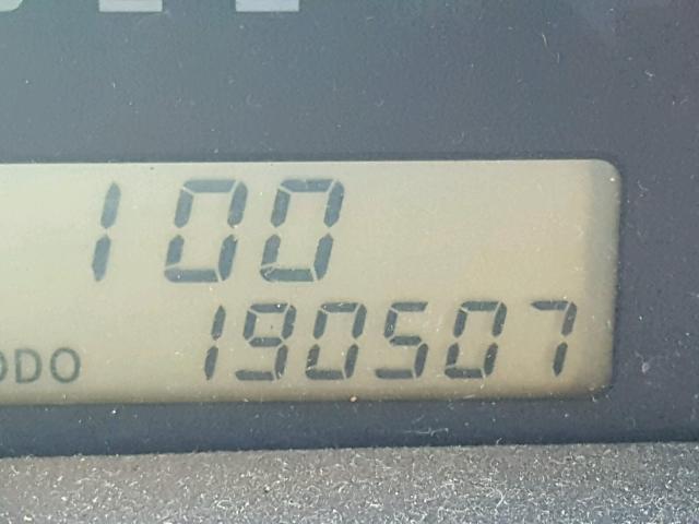 JTLKT324240168735 - 2004 TOYOTA SCION XB Weiß Foto 8