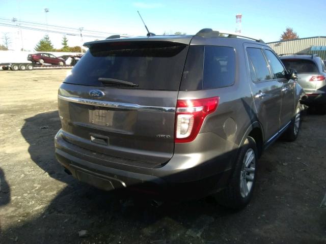 1FMHK8D88BGA85994 - 2011 FORD EXPLORER X GRAY photo 4