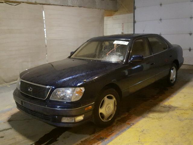 JT8BH28F9W0114429 - 1998 LEXUS LS BLUE photo 2