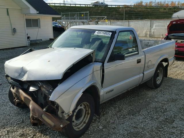 1GCCS1445RK139441 - 1994 CHEVROLET S TRUCK S1 SILVER photo 2