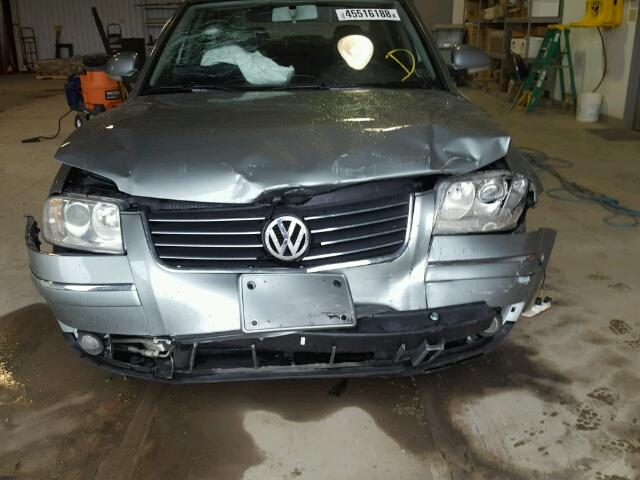 WVWAE63B05P052037 - 2005 VOLKSWAGEN PASSAT GLS GRAY photo 9