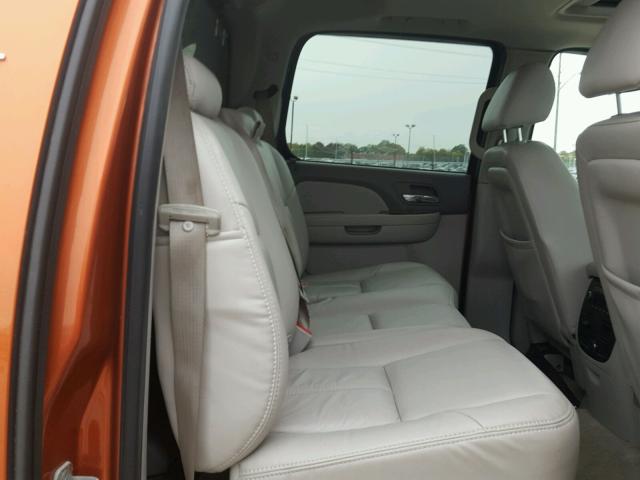 3GNFK12347G139790 - 2007 CHEVROLET AVALANCHE ORANGE photo 6