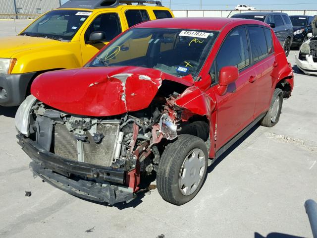 3N1BC13E39L475917 - 2009 NISSAN VERSA RED photo 2