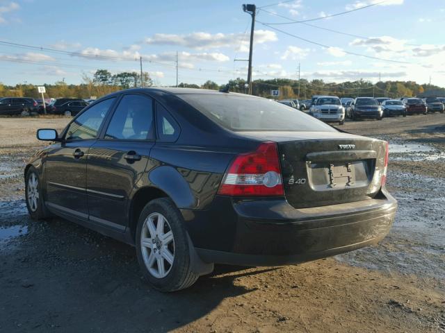 YV1MS382842005972 - 2004 VOLVO S40 2.4I BLACK photo 3