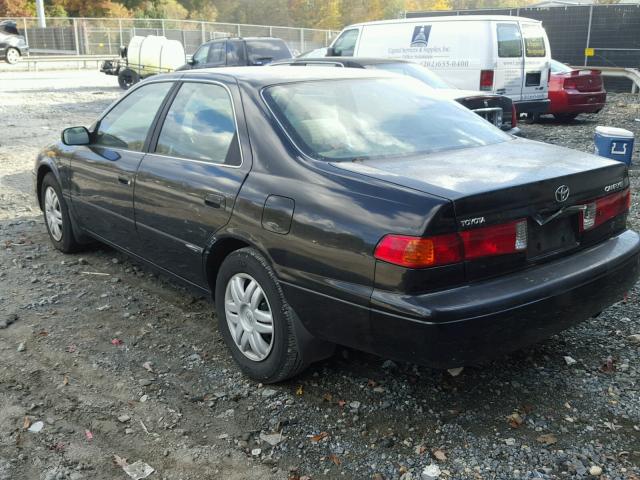 JT2BG22K1Y0413211 - 2000 TOYOTA CAMRY CE BLACK photo 3