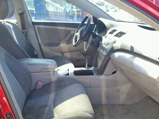4T1BK46K68U067043 - 2008 TOYOTA CAMRY LE წითელი ფოტო 5
