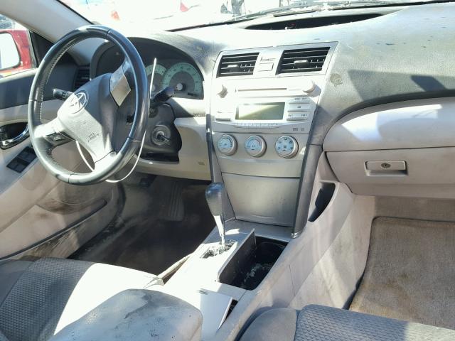 4T1BK46K68U067043 - 2008 TOYOTA CAMRY LE წითელი ფოტო 9