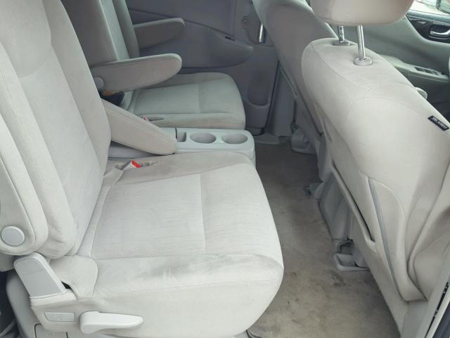 JN8AE2KPXG9155466 - 2016 NISSAN QUEST S SILVER photo 6