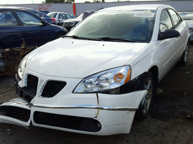 1G2ZG528054126723 - 2005 PONTIAC G6 WHITE photo 2