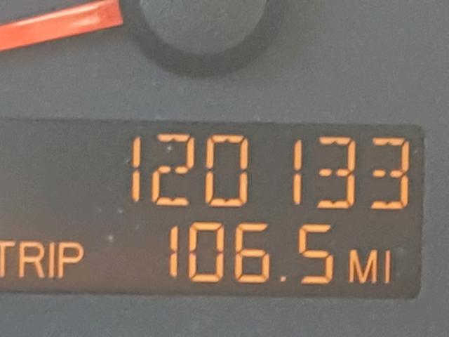 1G8AJ55F17Z131935 - 2007 SATURN ION LEVEL WHITE photo 8