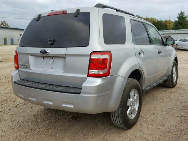 1FMCU03Z98KE74407 - 2008 FORD ESCAPE SILVER photo 4