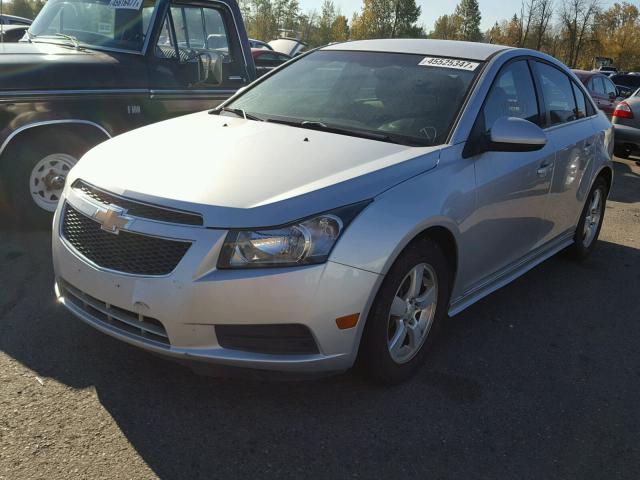 1G1PE5SC5C7105044 - 2012 CHEVROLET CRUZE SILVER photo 2