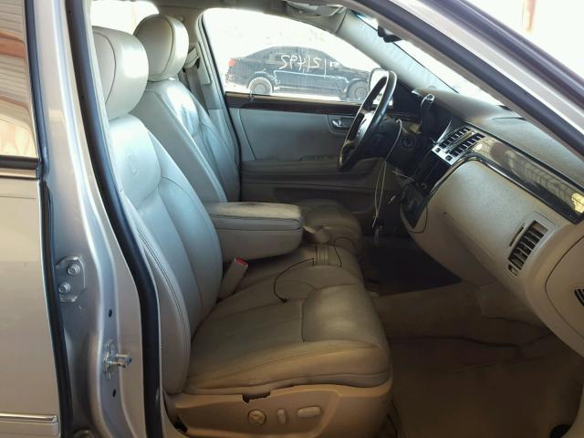 1G6KD57Y58U132460 - 2008 CADILLAC DTS GOLD photo 5