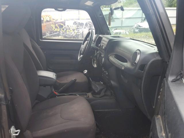 1C4AJWAG3EL272094 - 2014 JEEP WRANGLER S GRAY photo 5