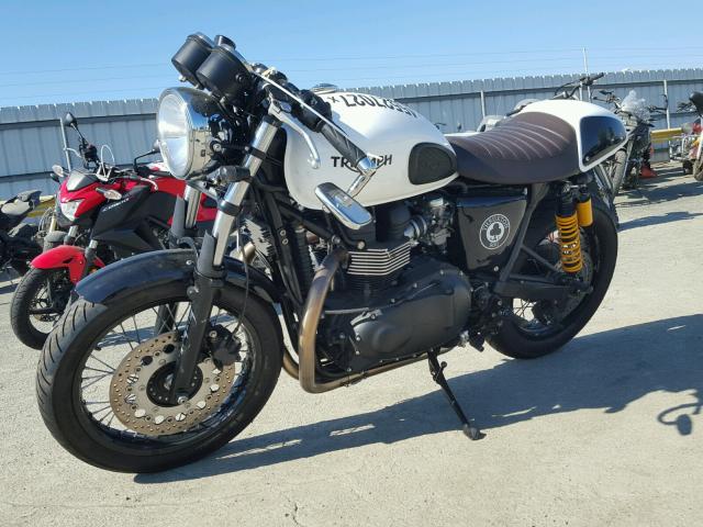 SMT920K19FT688080 - 2015 TRIUMPH MOTORCYCLE THRUXTON WHITE photo 2