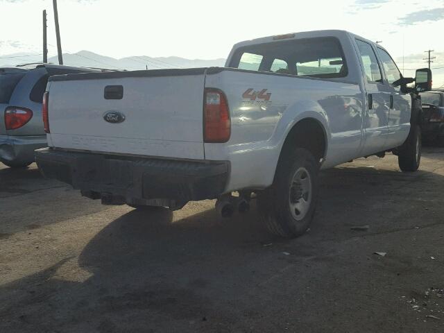 1FTSW21R28ED32956 - 2008 FORD F250 SUPER WHITE photo 4