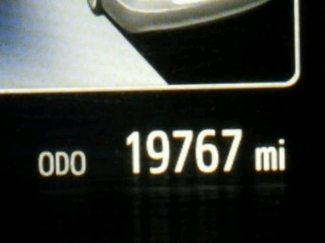 4T1BF1FK5FU950082 - 2015 TOYOTA CAMRY LE 银色 照片 8