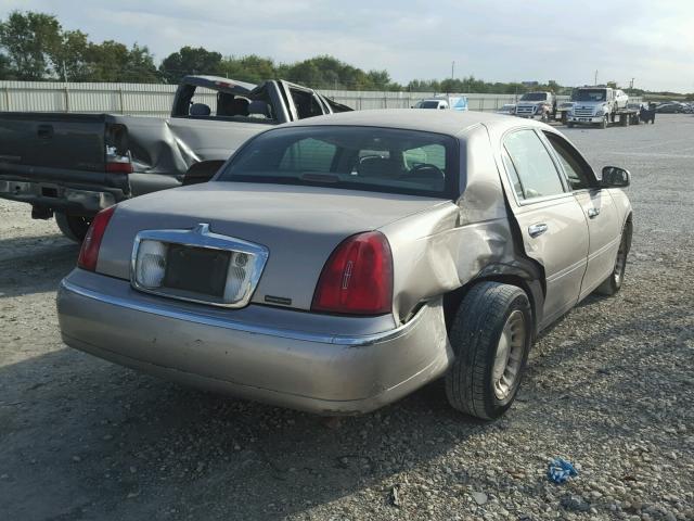 1LNHM81W31Y665076 - 2001 LINCOLN TOWN CAR E TAN photo 4