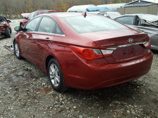 5NPEB4AC3BH215510 - 2011 HYUNDAI SONATA GLS RED photo 3