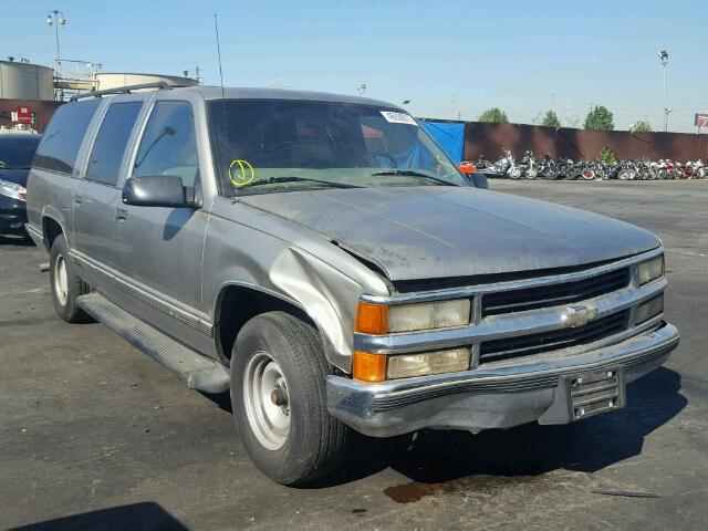 3GNEC16R7XG217048 - 1999 CHEVROLET SUBURBAN C SILVER photo 1