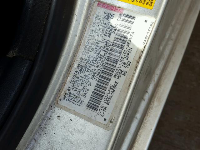 JTHBD192X20058707 - 2002 LEXUS IS 300 SILVER photo 10