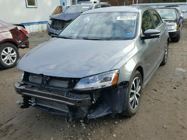 3VWDB7AJ5HM267801 - 2017 VOLKSWAGEN JETTA SE GRAY photo 2