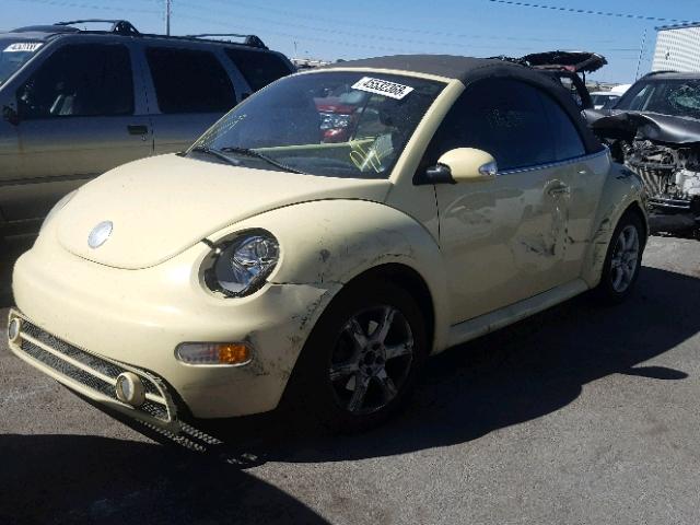 3VWCD31Y74M326210 - 2004 VOLKSWAGEN NEW BEETLE Sarı foto 2