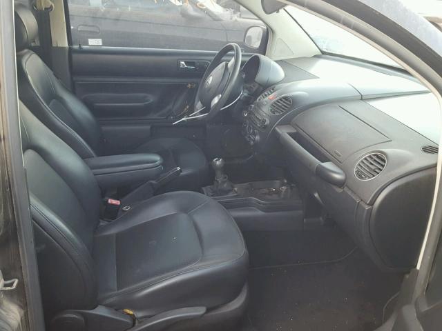 3VWEW31C17M518587 - 2007 VOLKSWAGEN NEW BEETLE 黑色 照片 5