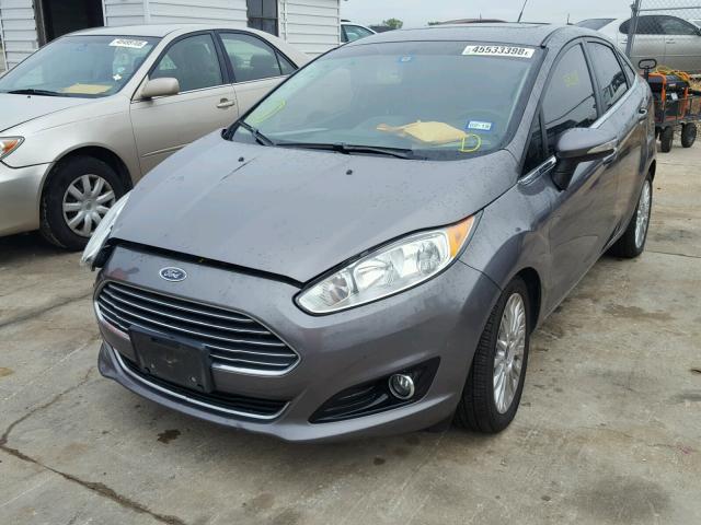 3FADP4CJ0EM180518 - 2014 FORD FIESTA TIT GRAY photo 2