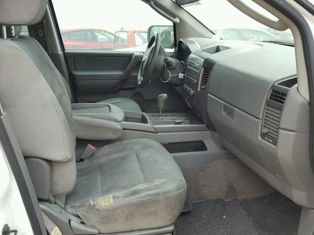 1N6AA07A87N205415 - 2007 NISSAN TITAN XE WHITE photo 5