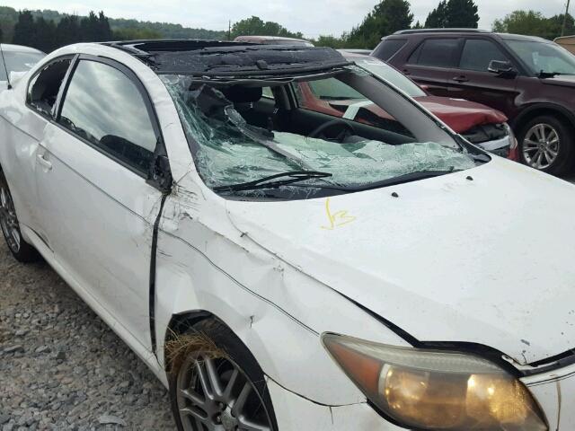 JTKDE177250025364 - 2005 TOYOTA SCION TC 白色 照片 9