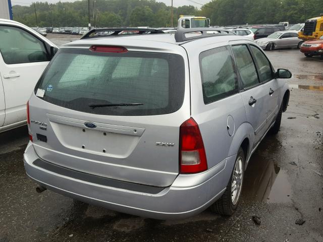 1FAFP36N66W159465 - 2006 FORD FOCUS ZXW GRAY photo 4