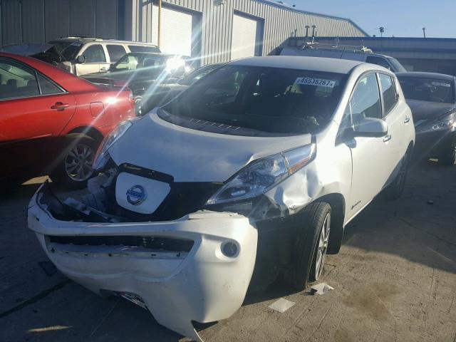 1N4AZ0CP2FC300851 - 2015 NISSAN LEAF WHITE photo 2