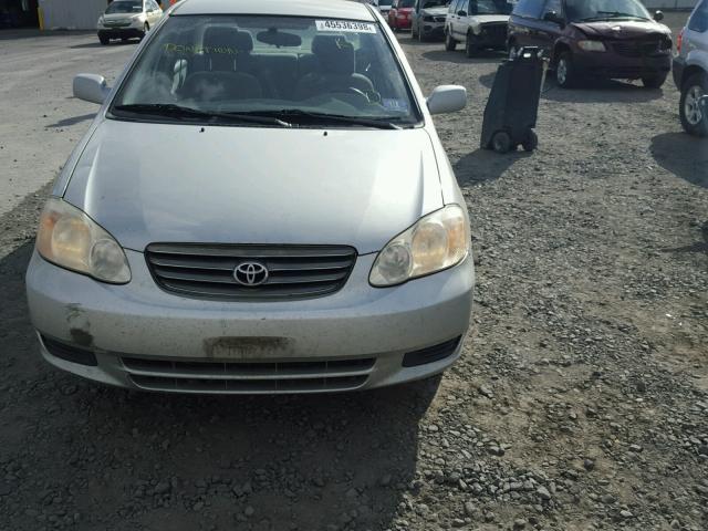 2T1BR32E84C227487 - 2004 TOYOTA COROLLA LE SILVER photo 9