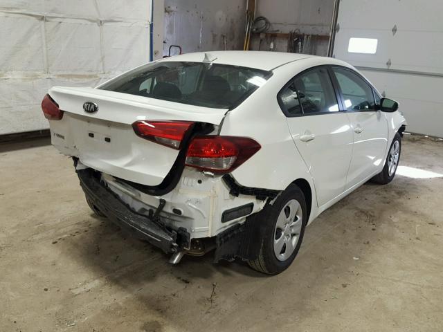 3KPFK4A79HE031547 - 2017 KIA FORTE LX WHITE photo 4