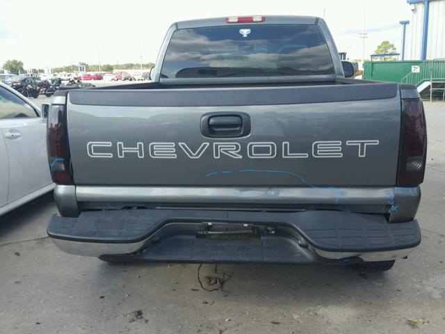 1GCEC14V32Z155097 - 2002 CHEVROLET SILVERADO GRAY photo 9