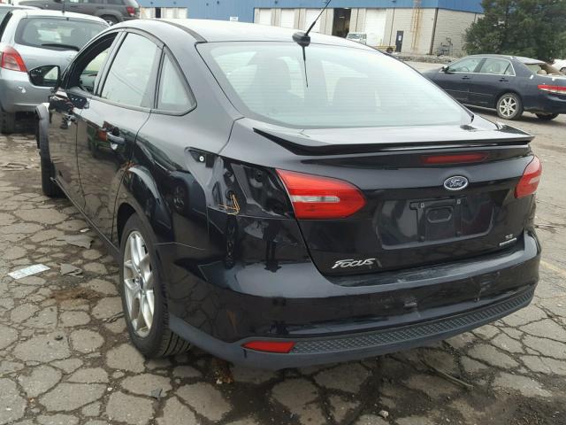 1FADP3F23FL356088 - 2015 FORD FOCUS SE BLACK photo 3