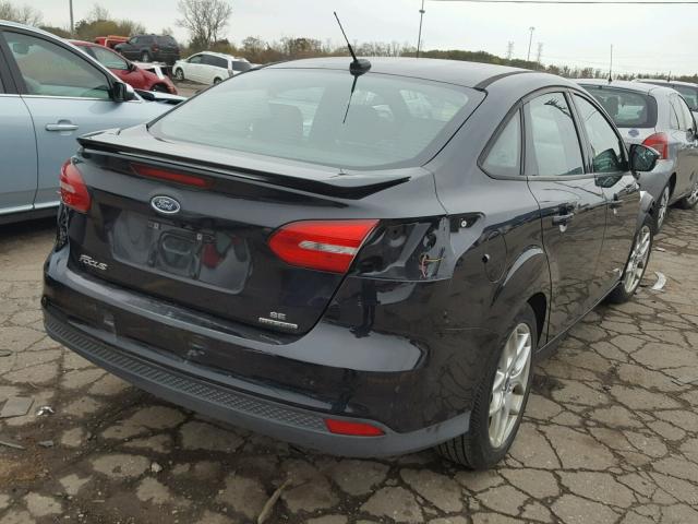 1FADP3F23FL356088 - 2015 FORD FOCUS SE BLACK photo 4