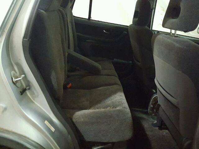 JHLRD18631C042093 - 2001 HONDA CR-V GRAY photo 6