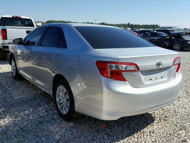 4T4BF1FK1ER372406 - 2014 TOYOTA CAMRY SILVER photo 3