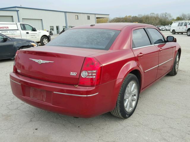 2C3LA53V09H571483 - 2009 CHRYSLER 300 TOURIN RED photo 4