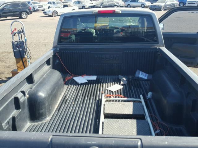 1N6DD26T43C466792 - 2003 NISSAN FRONTIER K GRAY photo 6