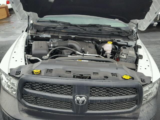 3C6JR6AT8HG587178 - 2017 RAM 1500 ST WHITE photo 7