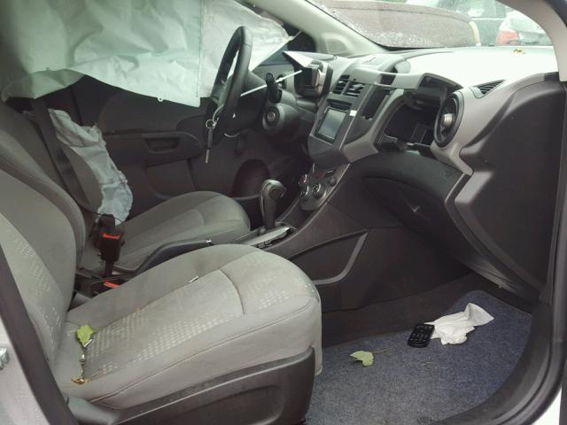 1G1JA5SH6C4160276 - 2012 CHEVROLET SONIC LS SILVER photo 5