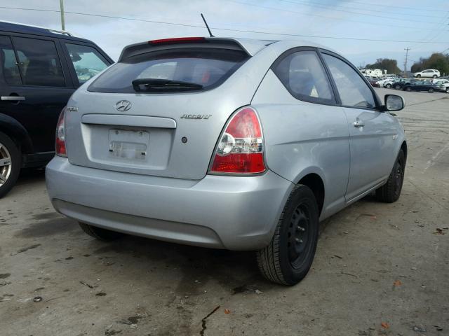 KMHCM3AC5AU160876 - 2010 HYUNDAI ACCENT BLU SILVER photo 4